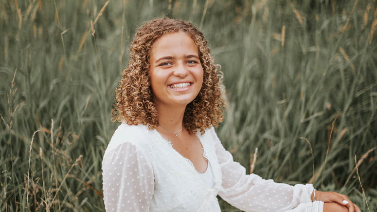 abrianna nissley scholarship winner