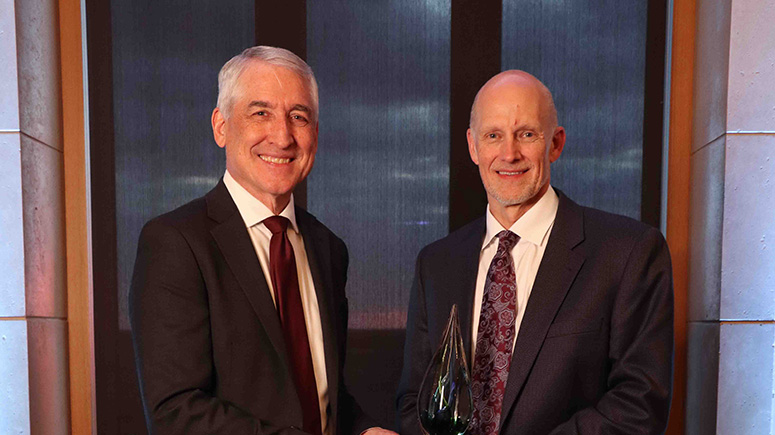 Jeffrey Godshall, CFP®, CTFA, Financial Planner, of the Atlantic team and based in Souderton, Pennsylvania, Everence Asset Management Award.