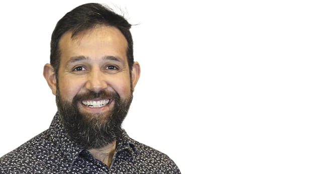 Dariush Meraj, Financial Consultant